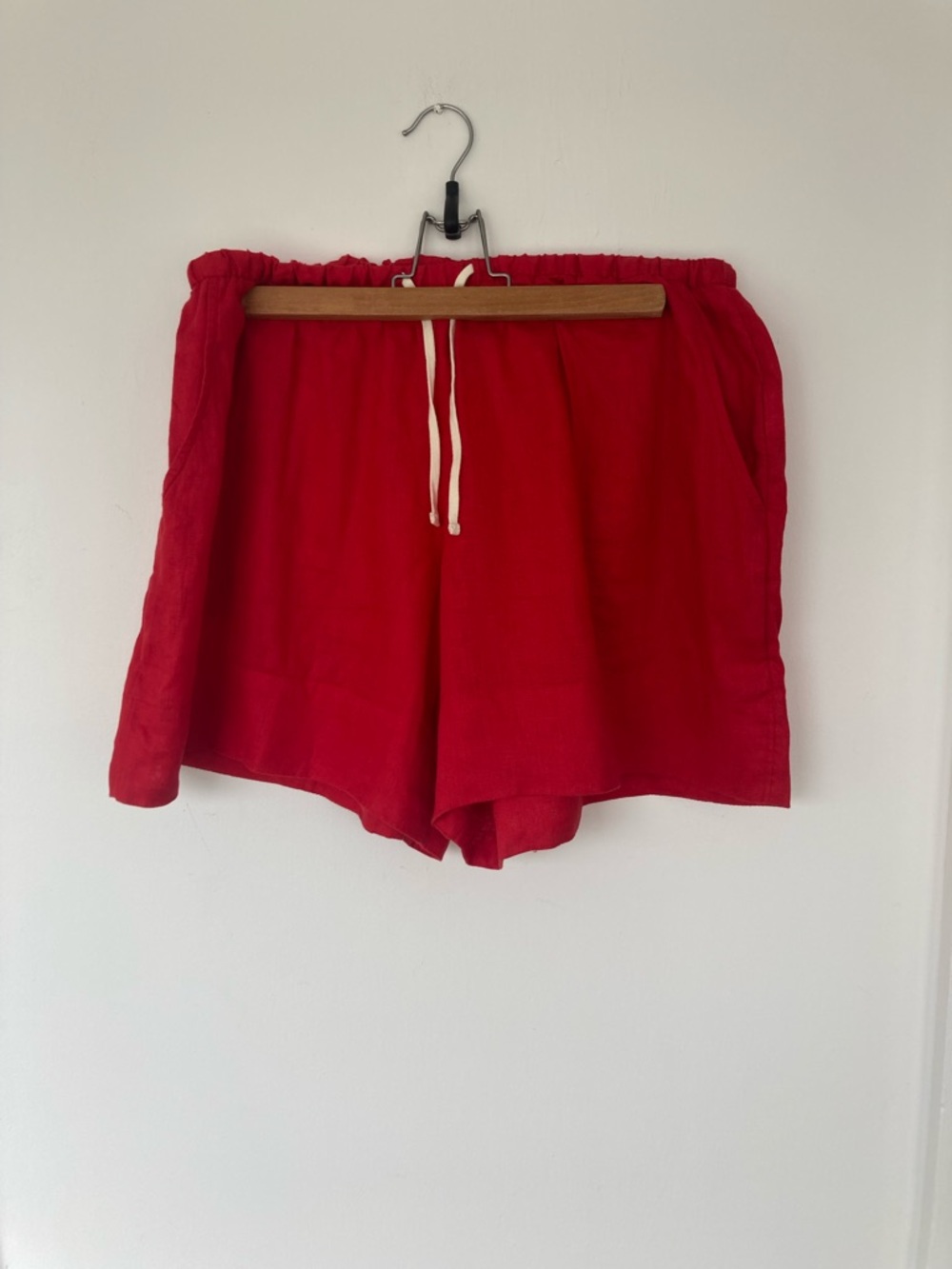 GAP Red Drawstring Linen-Blend Athletic Shorts